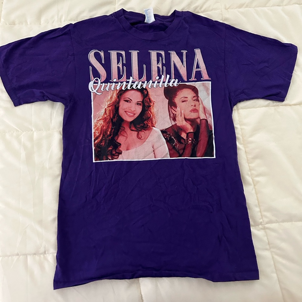 Selena Graphic T-Shirt | Selena Quintanilla Shirt